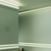 Плинтусы потолочные Orac Decor Luxxus C380 профиль для скрытого освещения полиуретан 2000х50х50 мм. — фото 3