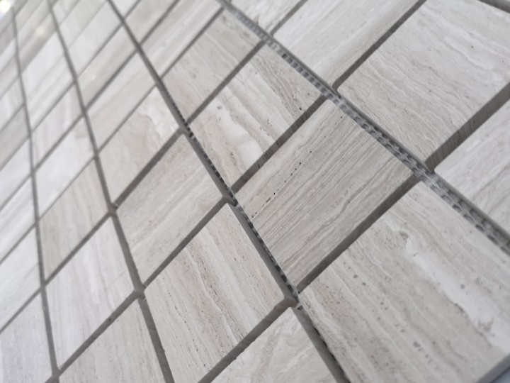 Leedo (Caramelle) Pietrine 7 мм Каменная мозаика Travertino Silver POL 48x48x7 — фото 2