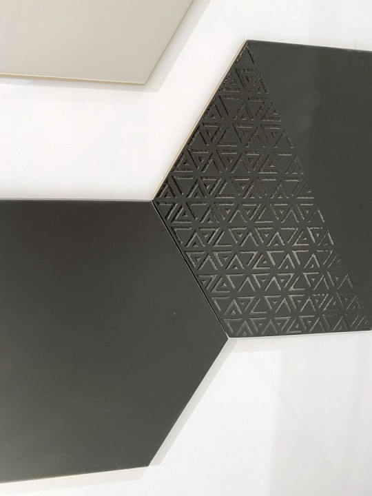 Матовый Realonda Hexamix Opal Deco Black 28,5x33 — фото 2
