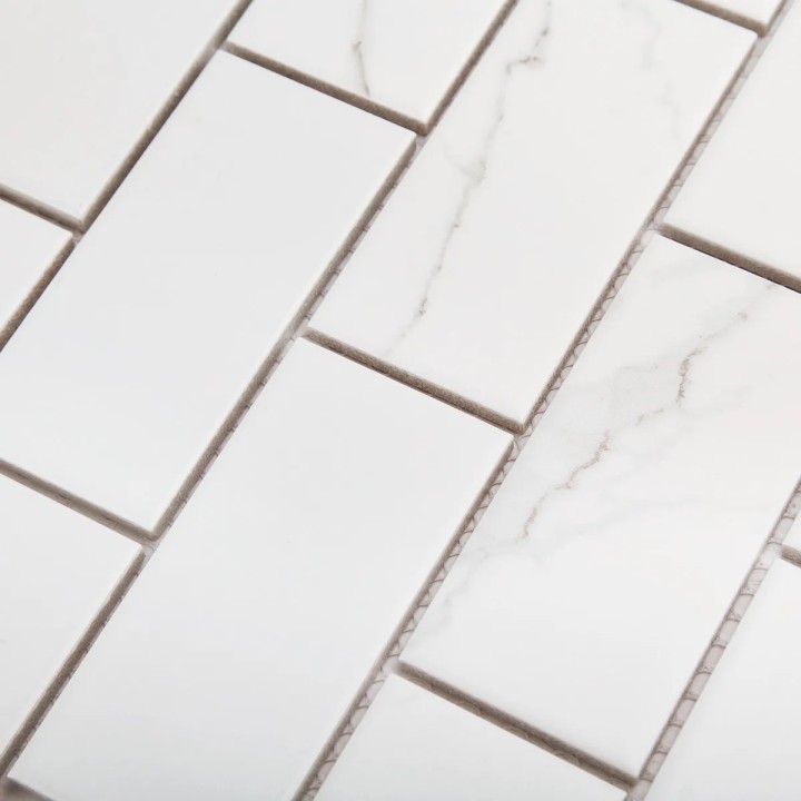 Керамическая Starmosaic Brick   Metro Мозаика Star Mosaic PMB82223 / С0004062 Brick Carrara Matt 29.1х29.5, чип 45х95 мм прямоугольный — фото 2
