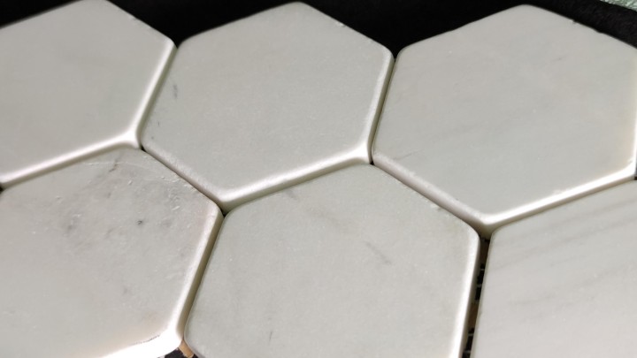 Каменная Stone4Home Мозаика из камня Мозаика Hexagon Mw Tumbled 74x74 (270X305X9), натур. мрамор — фото 3