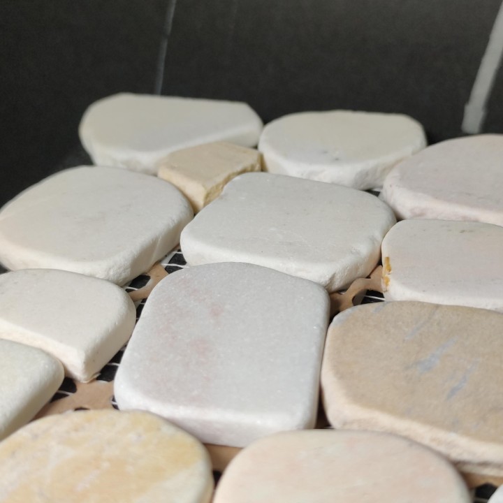 Каменная Stone4Home Мозаика из камня Мозаика Peble Yel Tumbled (305X305X9), натур. мрамор — фото 3