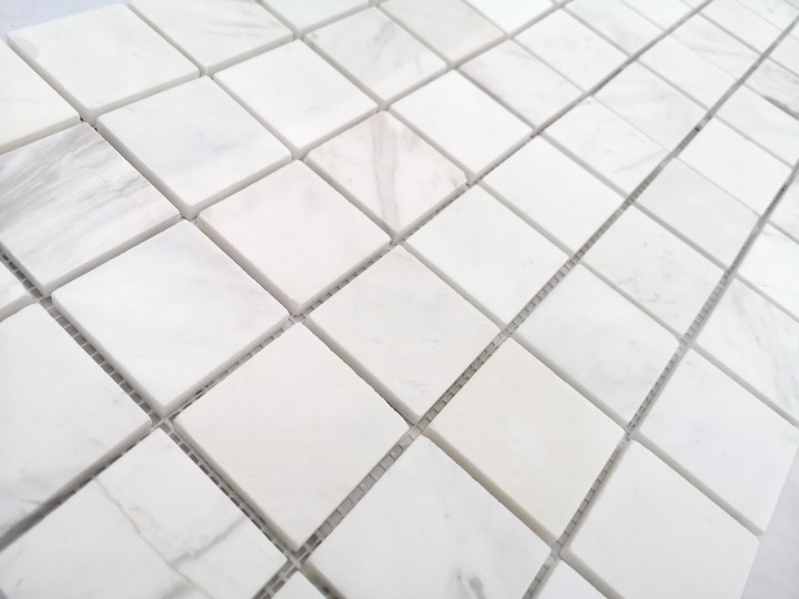 Каменная Leedo (Caramelle) Pietrine 7 мм Dolomiti bianco POL 48x48x7 — фото 2
