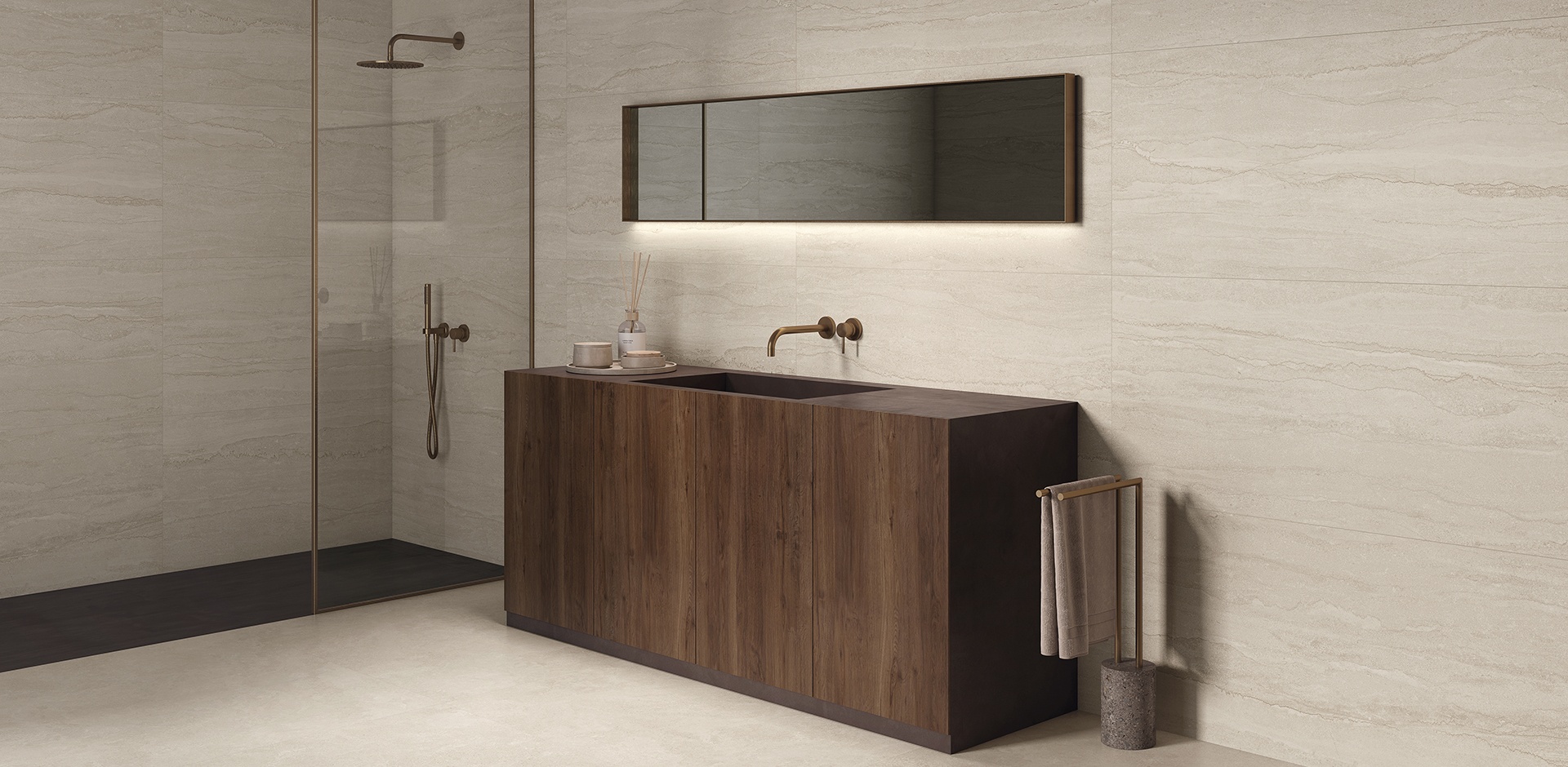 Фото в интерьере для душа Argenta Westone   Eastone