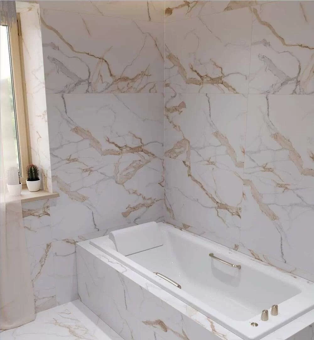 Фото в интерьере Cube Ceramica Calacatta
