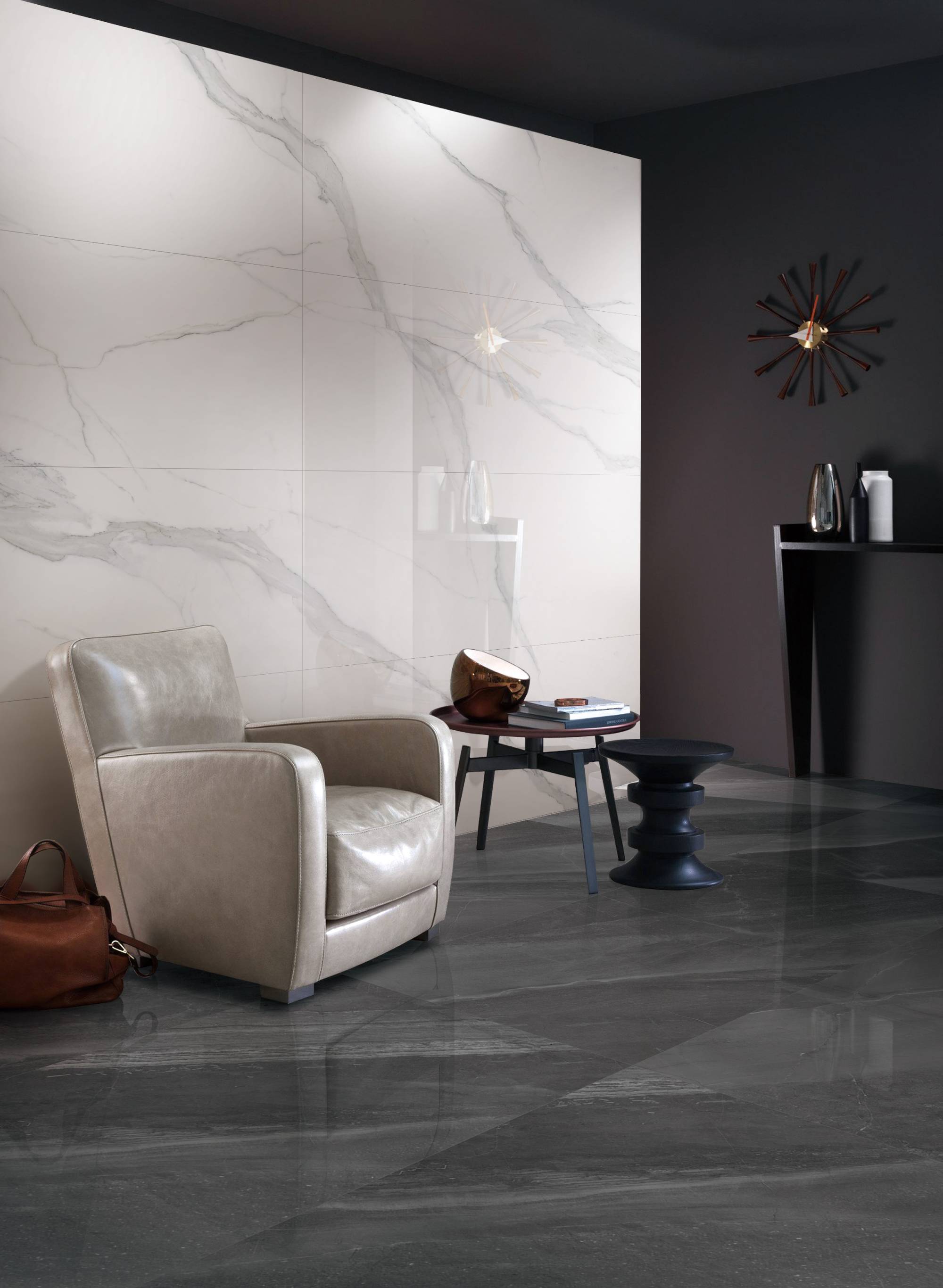 Фото в интерьере для гостиной Marble Mosaic Calacatta Infinity