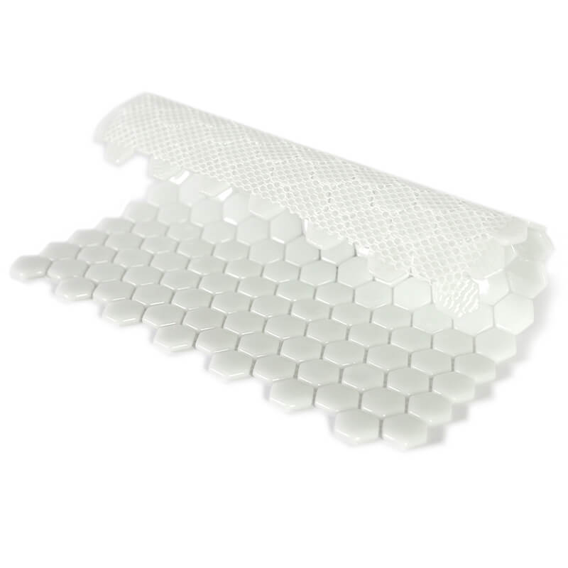 Стеклянная Natural Mosaic Steppa STP-WH001-HEX 30x30 в интерьере