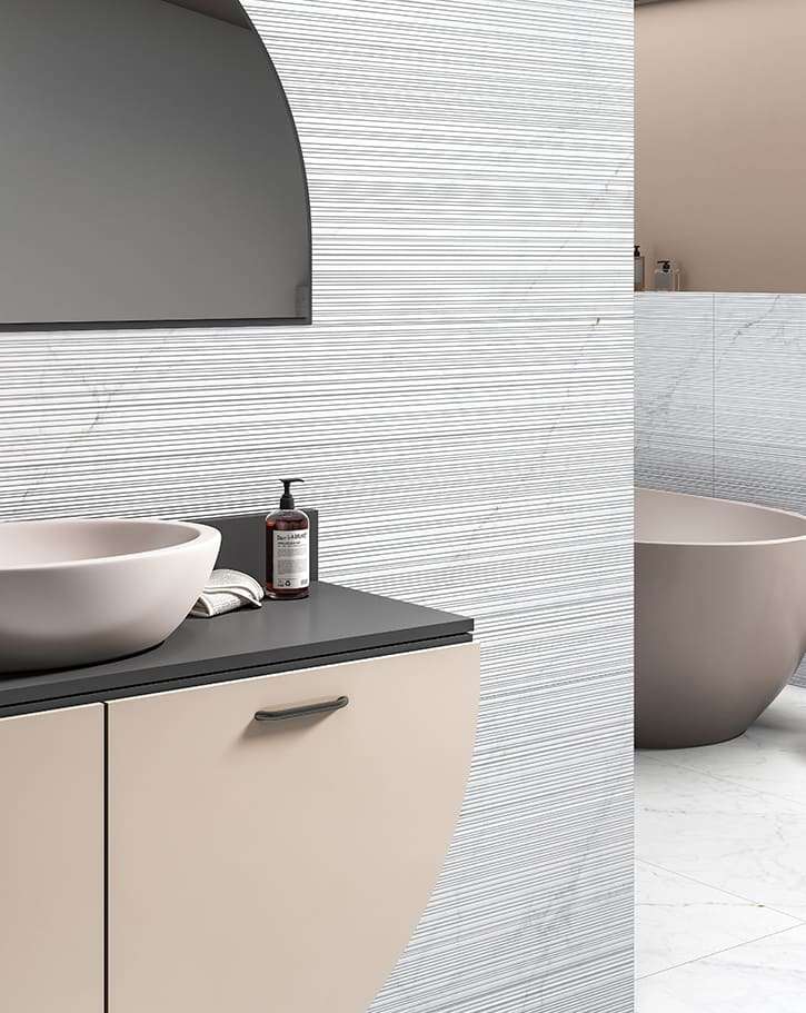 Фото в интерьере для ванной Simpolo Carrara Fogg