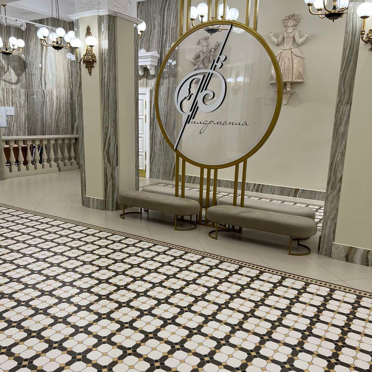 Фото в интерьере Топ Рус Лаура