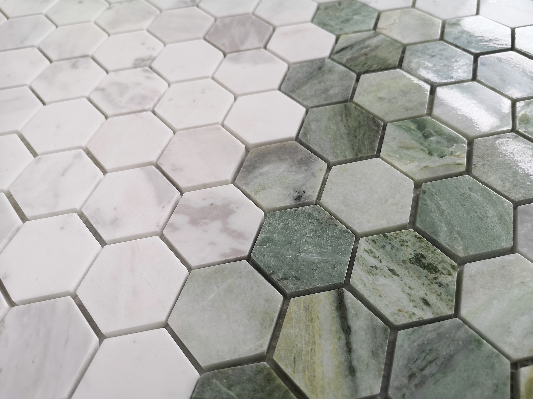 Фото в интерьере Leedo (Caramelle) Pietrine Hexagonal